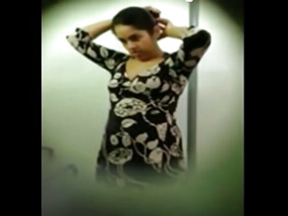 Desi katrina kaif sexy film bharatiya bhabhi ko lock re metre se saho bhahi ko pakayena