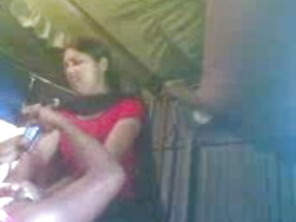 nawa aunty sexy hindi chitar