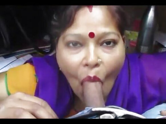 Desi aunty blọjọb desi blọjọb ar sexy hindi vidio cinema ḍipthroat creampie emọḱ kana