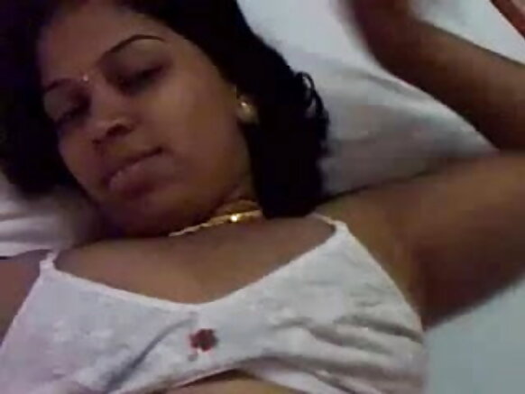 Kerala aunty nude show me dakhin bharat re kerala aunty