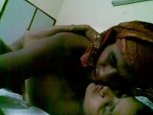 Nawa bapla akan jãwãe koaḱ sexy vidio english cinema hotel 2 hotel bed