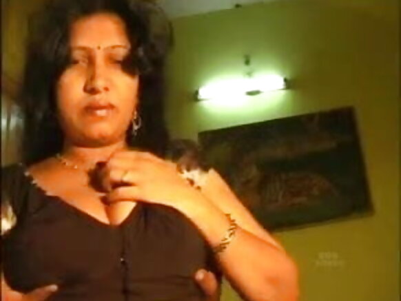 mallu aunty dulạṛ aunty purạ sexy skanḍal hindi 003 re