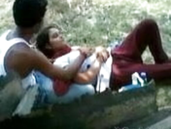 Bharot sex blue open kuri park re ac̕ ren gate koṛa kuṛiak̕ bohoḱ sãote khel lạgit̕e aṅgocet̕ kana
