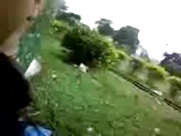 Desi desi bohoḱ drooling kisạṛ ar sexy lil bohoḱ cinema ńelko̱ uduḱet́ kana
