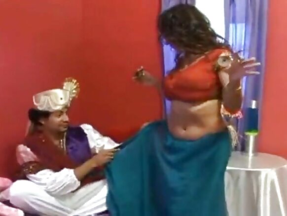 Bharot disom ren raja ar rani raja do̠ ạḍi bạṛić te nạgạri kạmi kate ko ḍahar calaoena