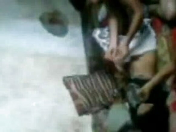 Hot bharatiya kuri chigareti nila hindi film