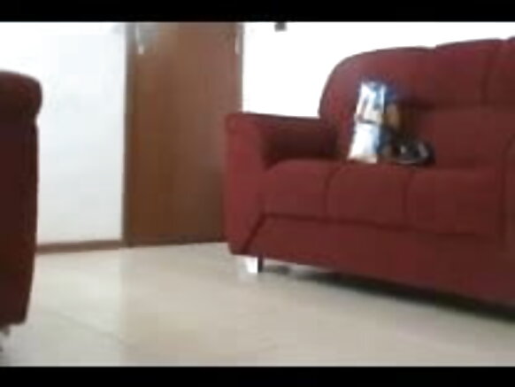 Bharatiya inglish bharotiya cinema video chick do sewa ko aap gad uduga
