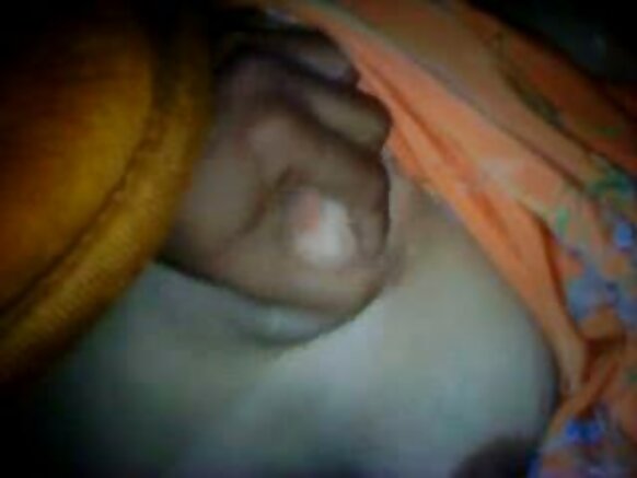 Southern Hindi Sexy Picture Blue Choda Aunty ren buddhiman aunty do ac̕ren jãwãe ko kạmi jokhec̕e goṛoet̕ kana