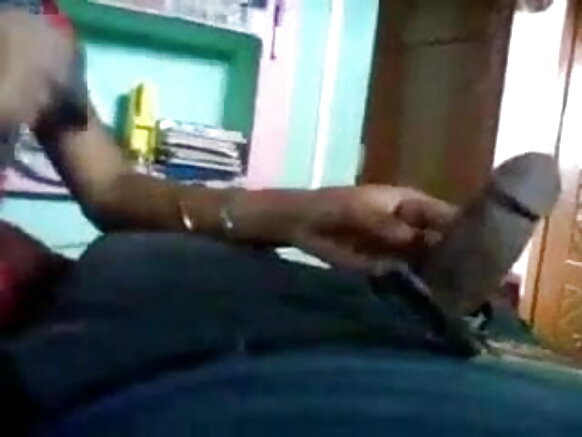 Baṅladisạmi kuri sunnat akan gạḍi ḍraivạr desi sanjay dutt vidio sexy kusiaḱa