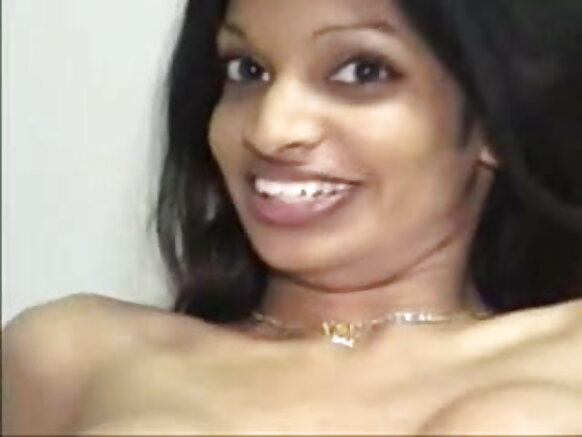 manḍi bharoṭ kasṭing 3 sexy mēna mēna
