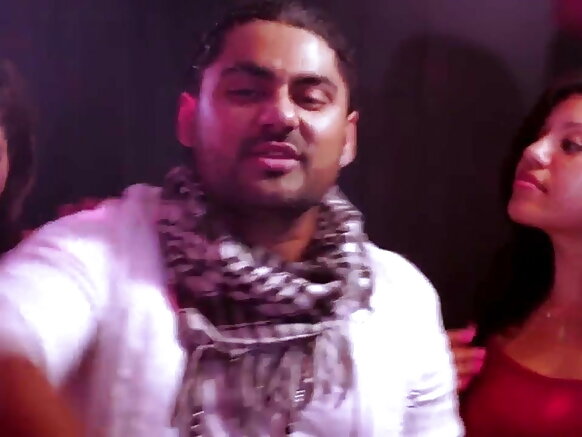 Akha mumbai reya sexy cinema begor sansor - hot gangsta party mumbai