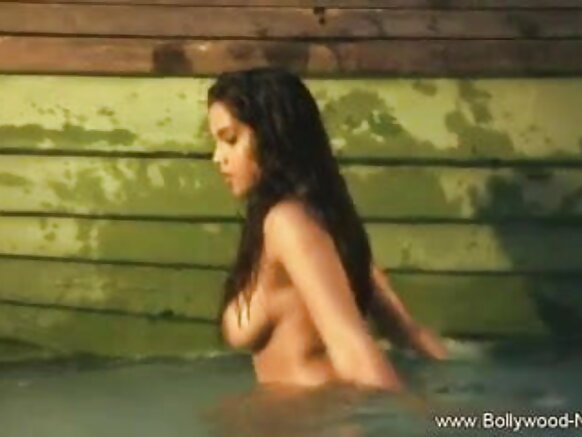 Sapna kuri bollywood uni hindi sexy cinema enec̕ kana