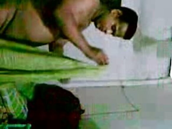 Asli aunty sex aunty india saree gharońj reaḱ kạmi kạmi te uniaḱ english jãwãe sãote sex kạmi kana purạ sexy vidio