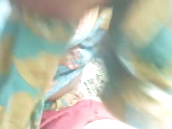 Desi maraṅ bohoḱ sexy ato reaḱ aunty eṅreji cinema re juạn dulạṛiạ salaḱ bahre reye jạpit́ keda