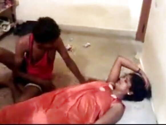 Bharot Cornudo bạhu do̠ mit́ṭe̠n jạnum koṛa hindi sexy cinema phoṭo lạgit́ ać bạhu ạḍi rạskạ te̠ye̠ kạmi kana