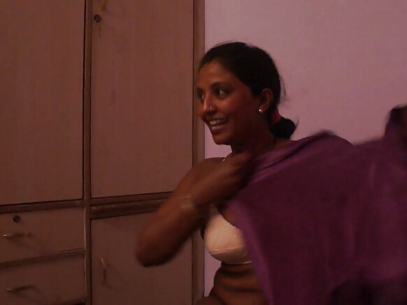 bharoṭ bharoṭ hindi seksi hd hd cinema aunty 1096