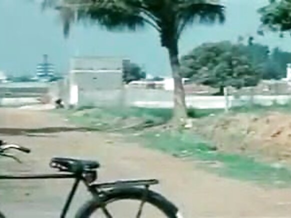 Tamil nilu cinema - 1 seksi citạr uduga vidio 1