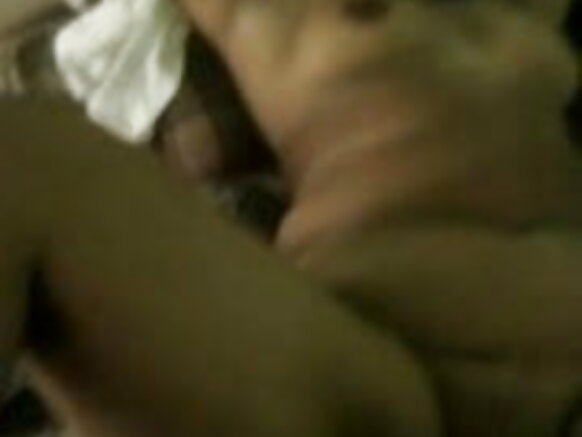 desi aunty vishal vishal sexy film ko bujhaw lena