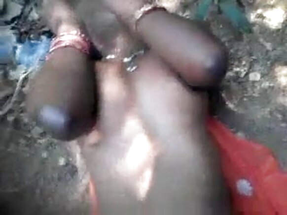 Dạkhin desi kuri madrasi re ac̕ren gate koṛa ko blowjob e̠m kana