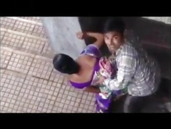 bharoṭiạ ucạṛ akan kēmera bahre̱ jọpọṛao ucạt’ bahre̱ bọliwuḍ sexy phoṭo