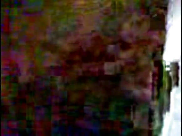 Desi MILF do̠ ạḍi mo̠ńj sexy cinema reaḱ vidio re̠ye̠ so̠do̠r akada