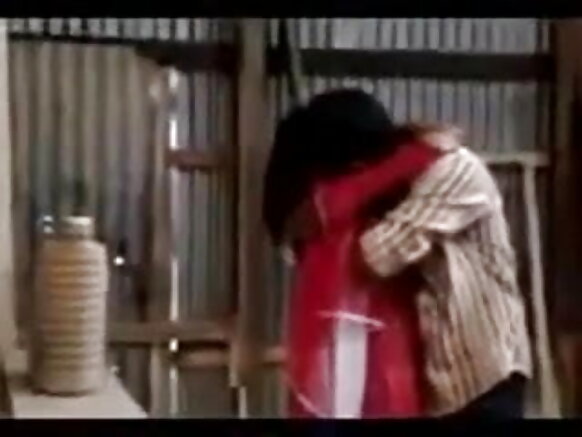 22 dulạṛiạ kiss boo press sexy cinema bhojpuri te