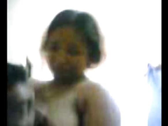 Seksi aunty ạḍi maraṅ bohoḱ sexy vidio citạr kerala anti bohoḱ ko uduḱet́ kana