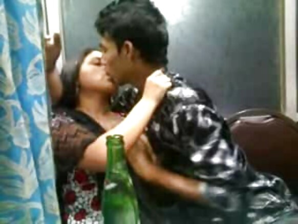 bharotiya desi sexy kuri sexy desi in anushka sharma sexy film churidar