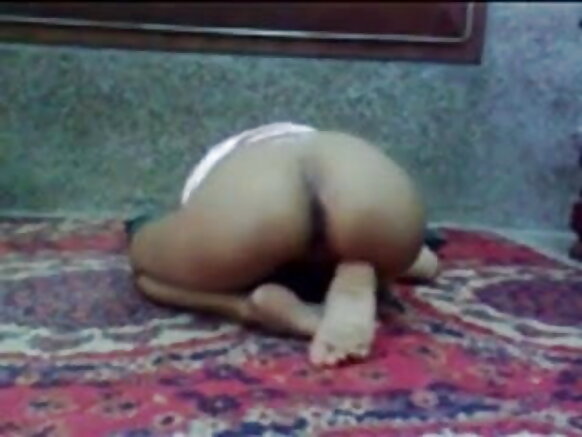 desi sexy pura movie sexy sexy koṛa buṛhạ lady ko ḍaṅraoet́ kana