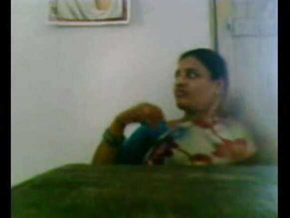 bharoṭiạ pạṭhuạ telugu mace̱t́ seksi phoṭo seksi 4